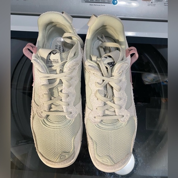 Nike Jordan MA2 Bone Suede (Women's) - Picture 4 of 12